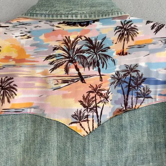Le Superbe Surf Cowboy Pearl Button Western Shirt Sun Faded Denim Revolve Sz 8 - Picture 7 of 12